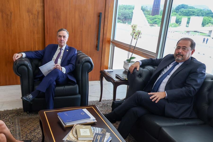 Vilardi teve encontro com o presidente do STF, Lu&iacute;s Roberto Barroso, nesta segunda-feira