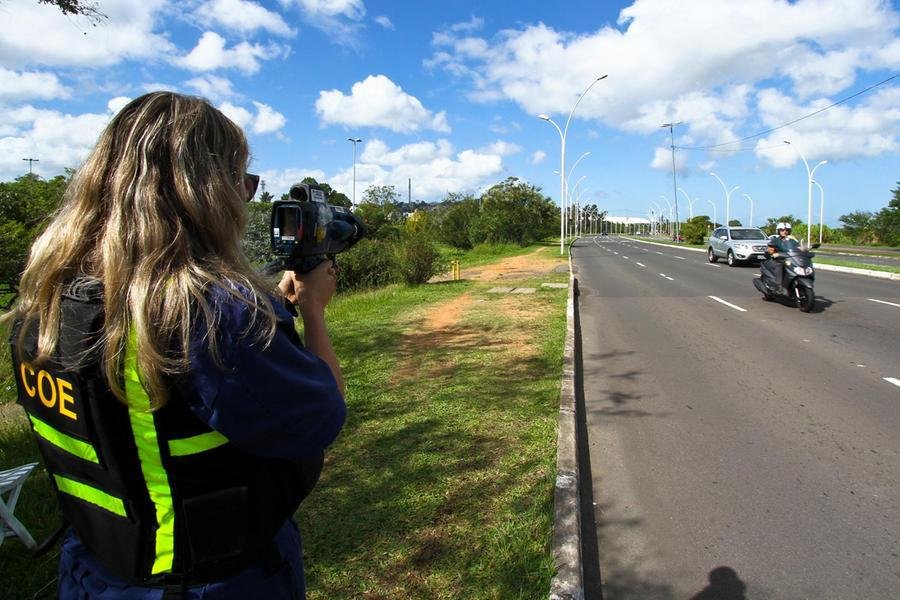 Ao todo, foram&nbsp;fiscalizados&nbsp;22.384 ve&iacute;culos entre os dias 17 e 23 de fevereiro