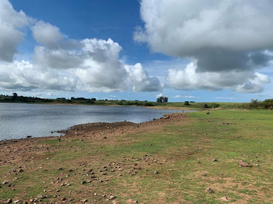 A barragem Sanga Rasa, a principal do munic&iacute;pio est&aacute; 3,75m abaixo do normal