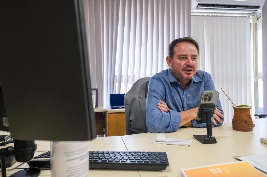 O secret&aacute;rio de turismo do Estado, Ronaldo Santini, conversou com a equipe de reportagem do Correio do Povo nesta quinta-feira sobre a viagem &agrave; Portugal e os planos para divulga&ccedil;&atilde;o dos destinos ga&uacute;chos ao mercado europeu.