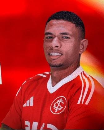 Diego Rosa assinou contrato at&eacute; dezembro deste ano, com op&ccedil;&atilde;o de compra