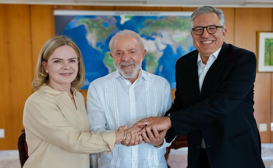 Presidente nacional do PT ser&aacute; a ministra das Rela&ccedil;&otilde;es Institucionais