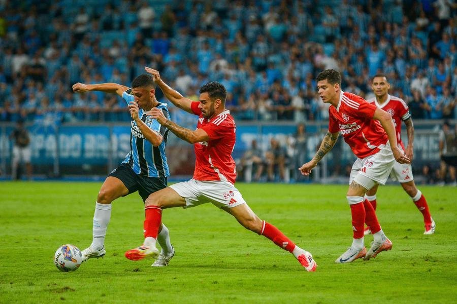 Gre-Nal decidir&aacute; a final do Gauch&atilde;o