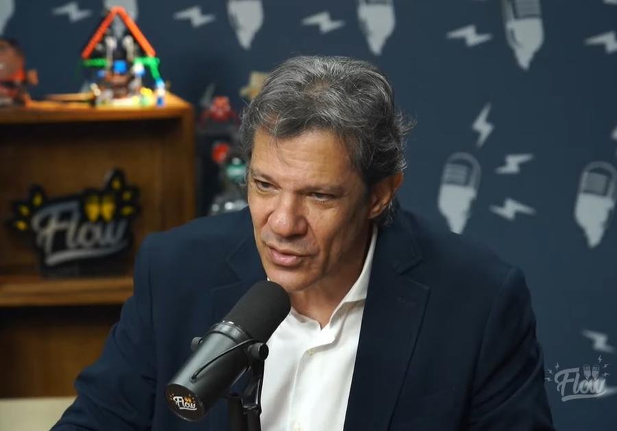 Ministro participou de entrevista no podcast Flow