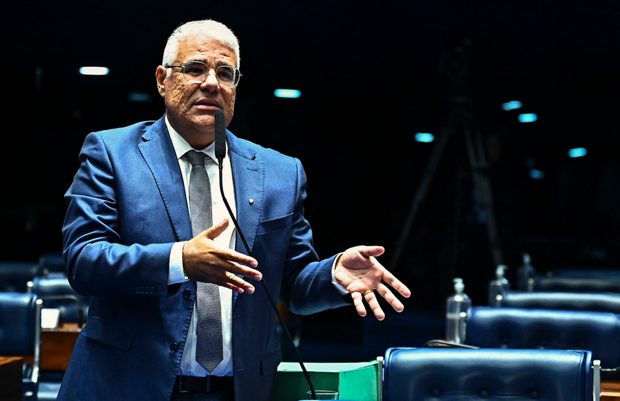 Senador Eduardo Gir&atilde;o