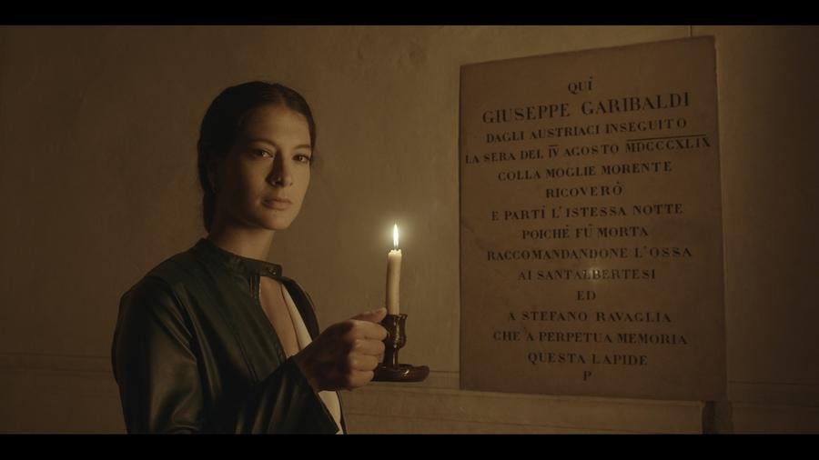 Flaminia Cuzzoli interpreta Anita Garibaldi em &lsquo;A Vers&atilde;o de Anita&rsquo;