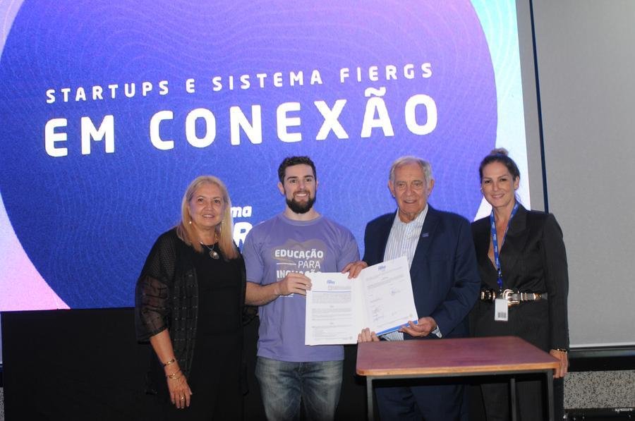 Presidente da Fiergs tamb&eacute;m assinou tr&ecirc;s protocolos de inten&ccedil;&otilde;es com entidades ligadas &agrave;s startups para promover a transforma&ccedil;&atilde;o na ind&uacute;stria do RS