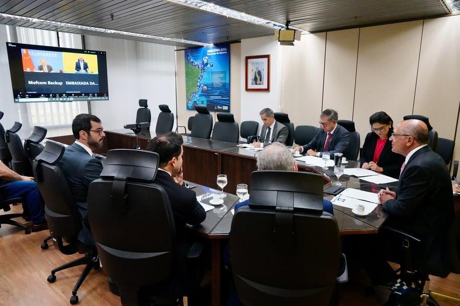 China &eacute; a segunda maior economia do mundo e a segunda maior fornecedora de produtos aos EUA