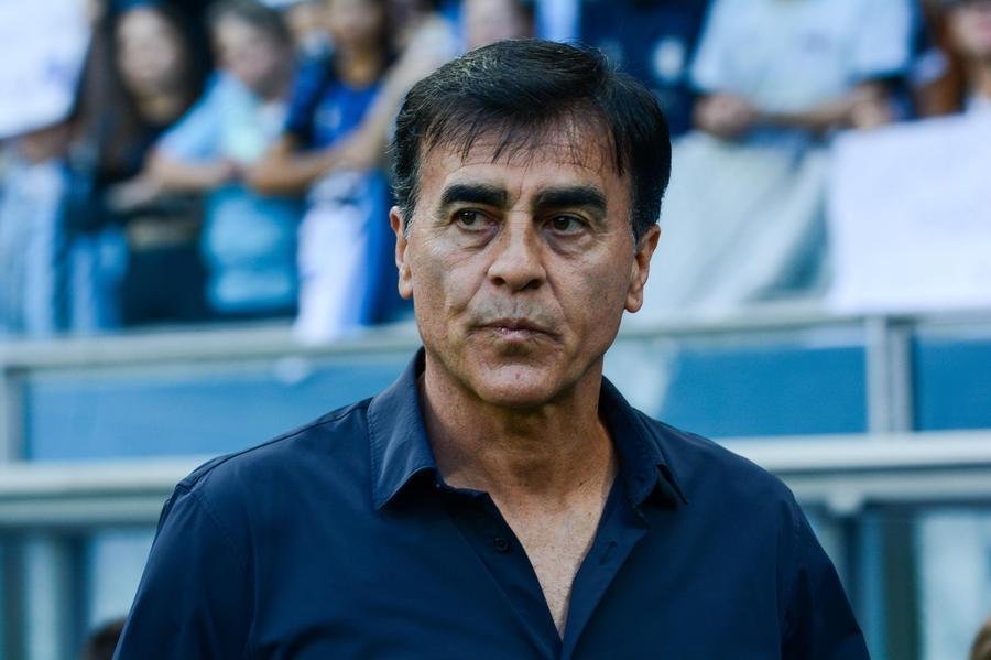 &ldquo;Por onde o Quinteros passou ele patinou no come&ccedil;o e depois saiu campe&atilde;o. Temos motivos pra acreditar que acontecer&aacute; o mesmo aqui"