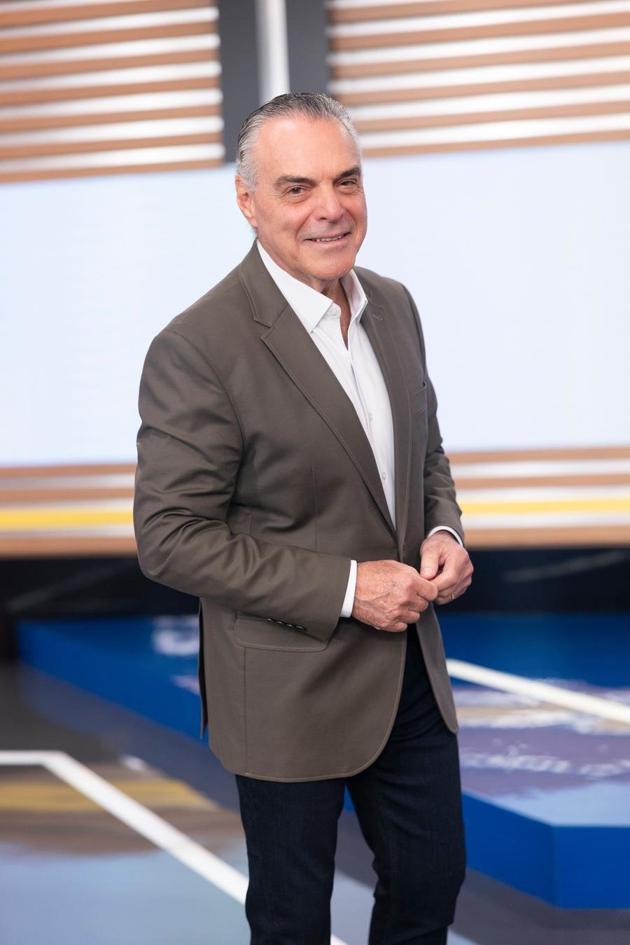 Doutor Antonio Sproesser fala sobre hiperidrose em seu quadro no "Hoje em Dia", nesta ter&ccedil;a-feira, 15 de abril, a partir das 10h, na Record