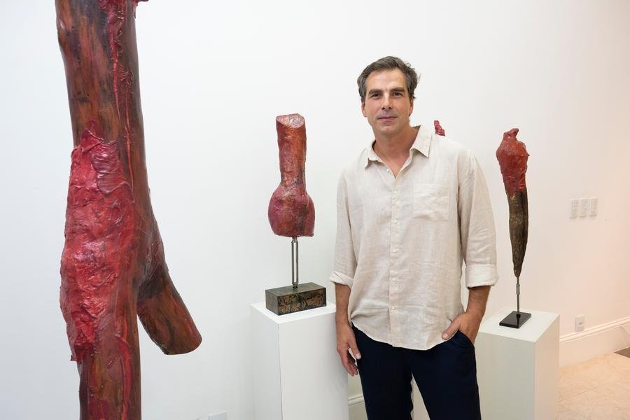 Artista Leo Stockinger realiza exposi&ccedil;&atilde;o em Porto Alegre
