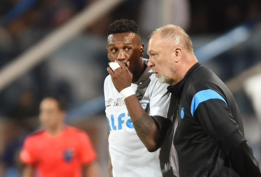 Mano Menezes analisou o empate com o Godoy Cruz, em Mendoza