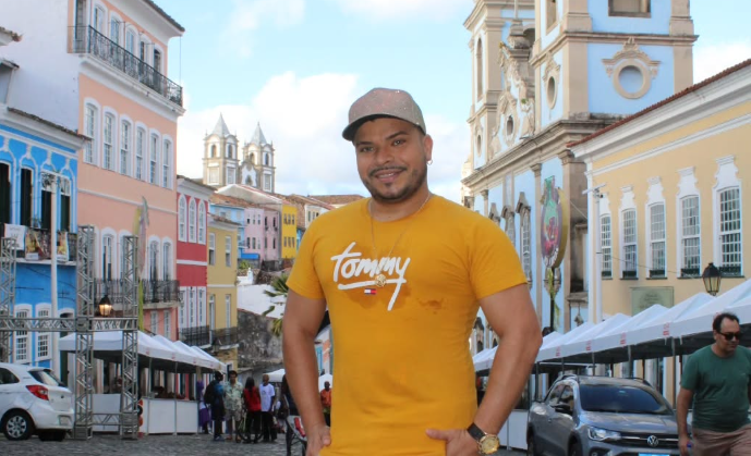 Haver&aacute; a realiza&ccedil;&atilde;o de uma missa em mem&oacute;ria do cantor neste domingo, 27, data que marcaria seu anivers&aacute;rio de 40 anos