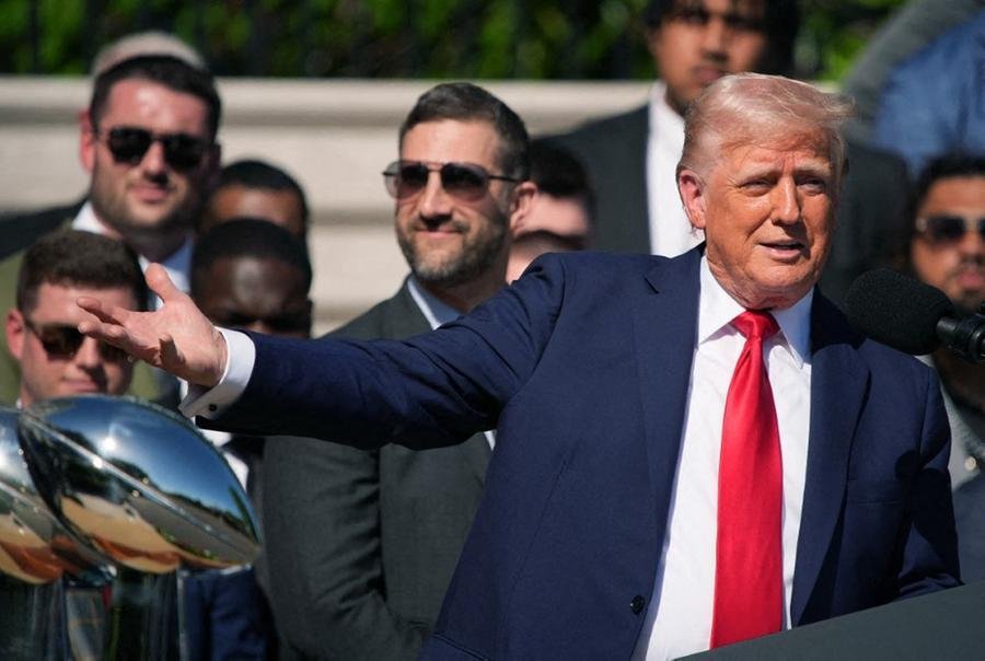 Trump completa cem dia de seu segundo mandato como presidente dos EUA