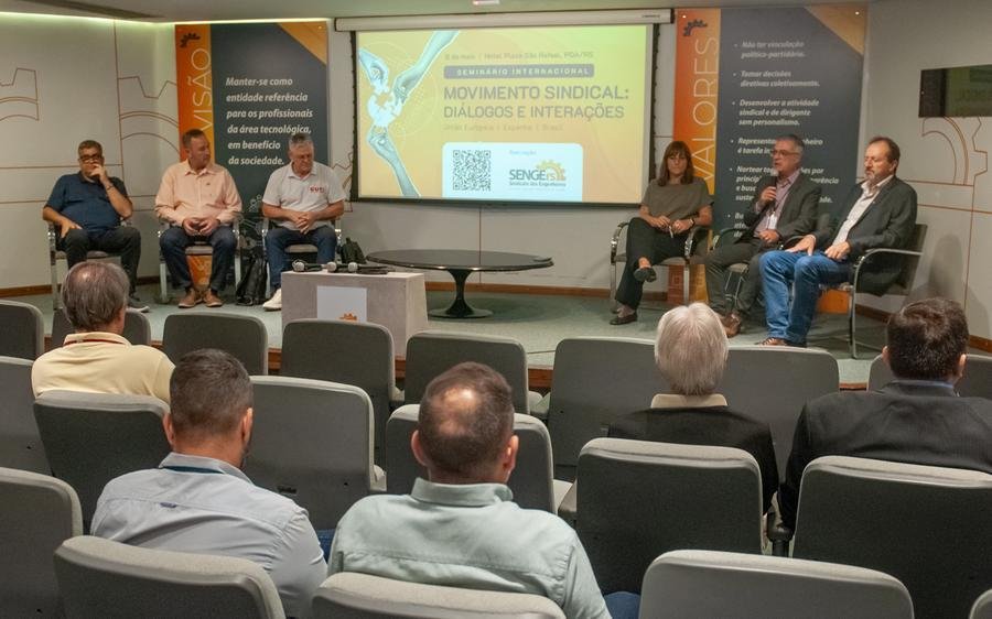 O Senge-RS promove coletiva de imprensa com a sindicalista espanhola, Cristina Faciaben, representante da Confedera&ccedil;&atilde;o Sindical de Comiss&otilde;es Obreras (CCOO), a maior central sindical da Espanha