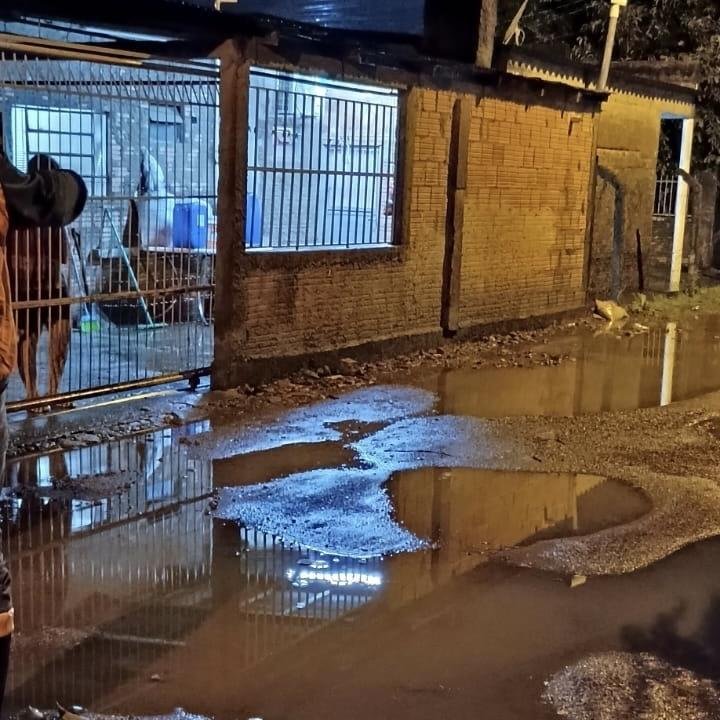 Os alagamentos foram registrados em ruas de ao menos cinco bairros de Uruguaiana