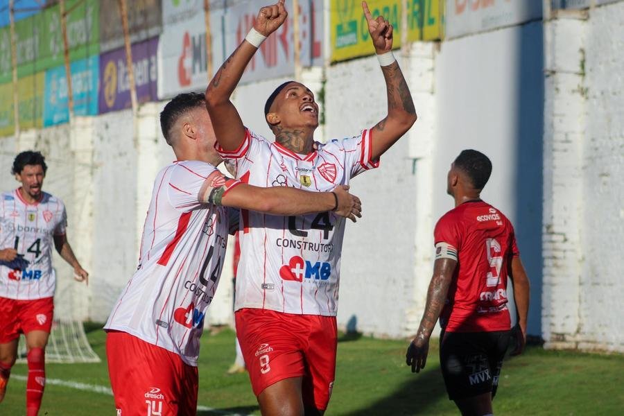 Com a vit&oacute;ria sobre o Brasil na semana passada, o S&atilde;o Luiz entrou na zona de classifica&ccedil;&atilde;o