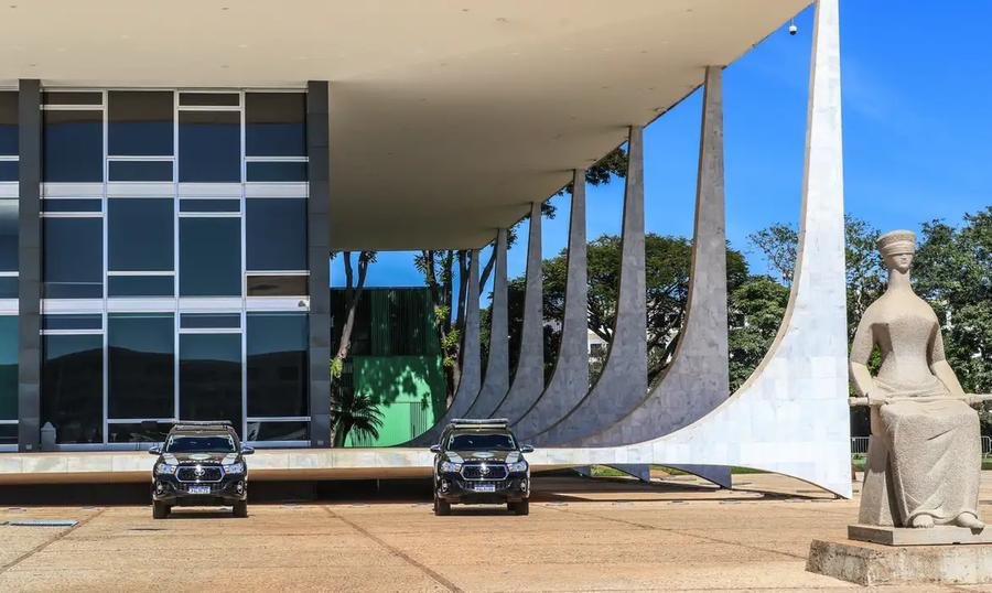 "A primeira vez que a Abin teve sala no Pal&aacute;cio do Planalto foi no governo Bolsonaro", afirmou servidor