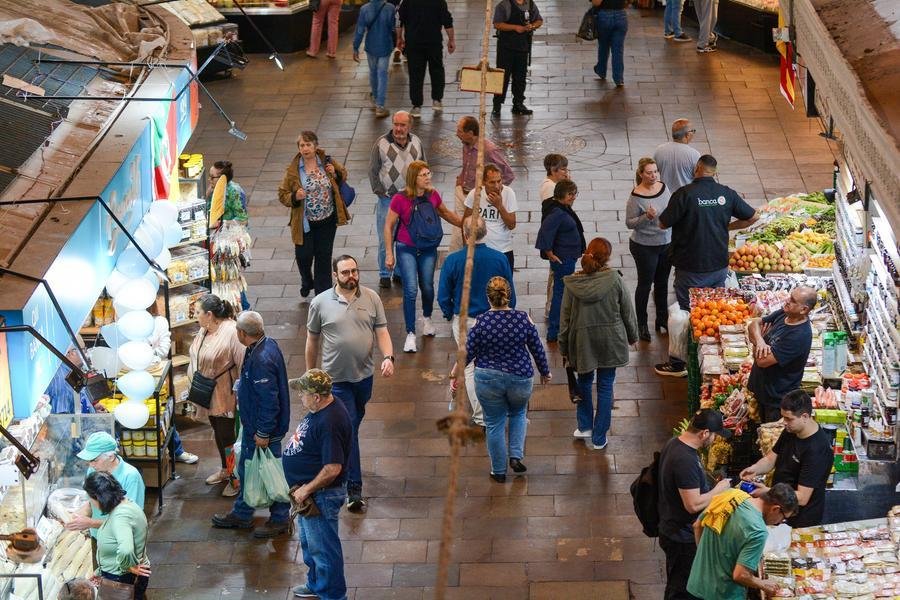 Aumento no consumo dos lares brasileiros acumula, neste ano, alta de 2,52%. Como j&aacute; havia expandido em mar&ccedil;o, o resultado de abril mostrou-se mais modesto do que o esperado