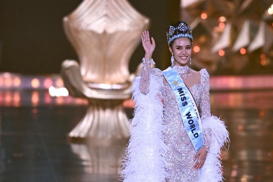 A tailandesa &eacute; a 12&ordf; vencedora asi&aacute;tica do Miss Mundo