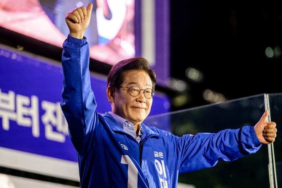 Lee Jae-myung &eacute; apontado como favorito