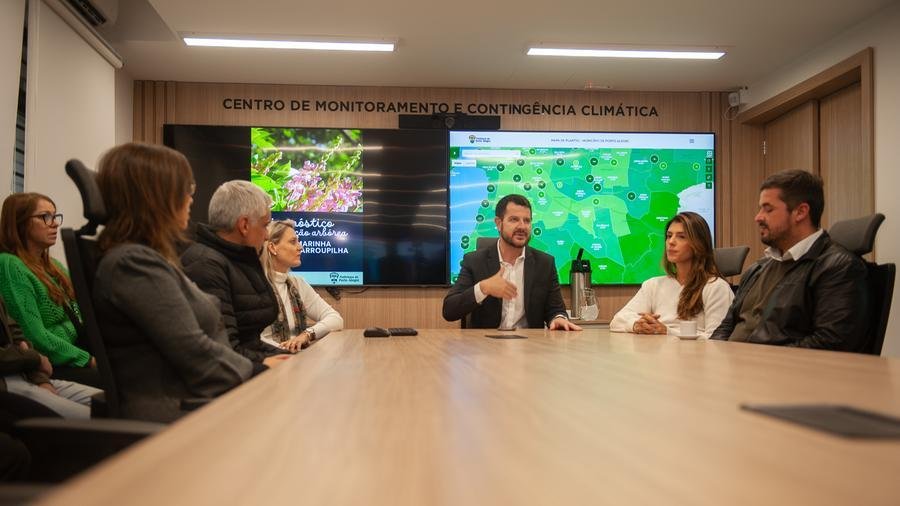 A Secretaria Municipal do Meio Ambiente, Urbanismo e Sustentabilidade (Smamus) lan&ccedil;a uma plataforma pioneira no pa&iacute;s que permite o monitoramento do plantio de mudas em &aacute;reas p&uacute;blicas da cidade