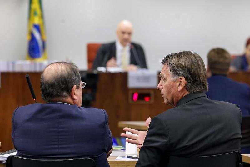 Segundo o ministro, todas as defesas dos r&eacute;us do n&uacute;cleo 1 da trama golpista podem participar e n&atilde;o &eacute; necess&aacute;ria autoriza&ccedil;&atilde;o pr&eacute;via
