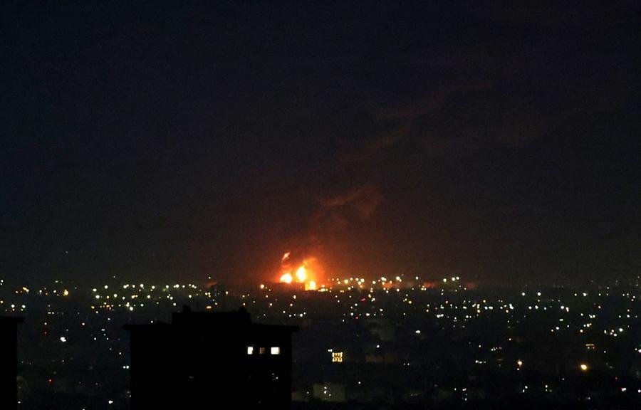 Refinaria de petr&oacute;leo foi atacada na noite deste s&aacute;bado