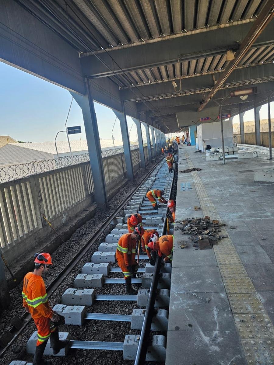 Com a realiza&ccedil;&atilde;o das obras na quinta-feira, feriado e no s&aacute;bado a opera&ccedil;&atilde;o do metr&ocirc; passar&aacute; por altera&ccedil;&otilde;es
