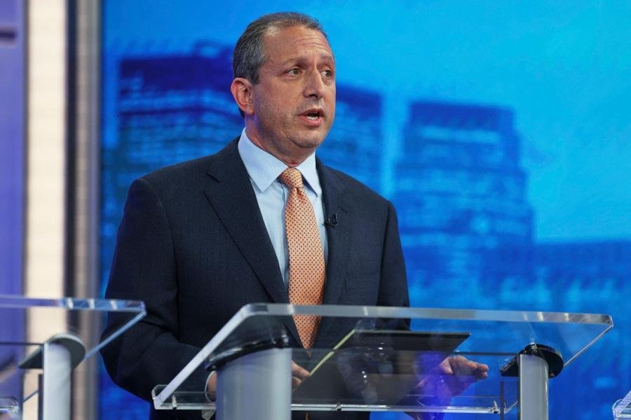 Brad Lander foi preso nesta ter&ccedil;a-feira (17) ao tentar impedir deten&ccedil;&atilde;o de imigrante