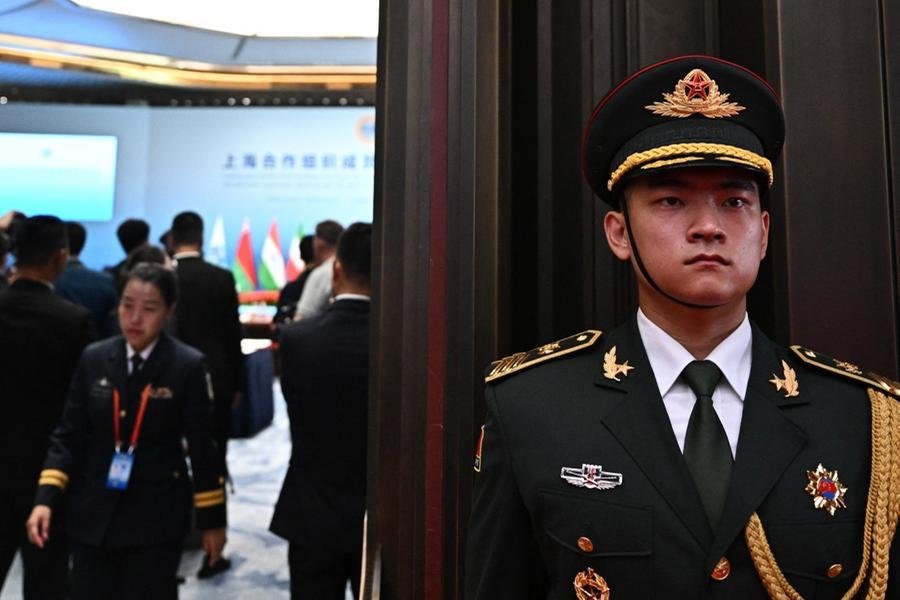 Chineses e norte-americanos tem tido diplomacia tensa