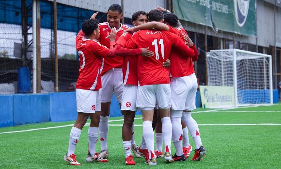 Time sub-20 se recuperou e venceu o Real, neste domingo, no Est&aacute;dio Passo D'Areia pelo Gauch&atilde;o da categoria