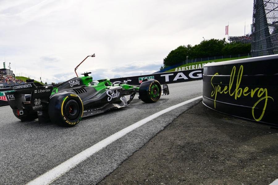 Pilotos da Sauber foram destaques