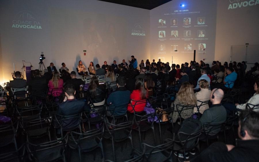 Painel CPC 10 Anos no espa&ccedil;o Multiverso da Cidade da Advocacia