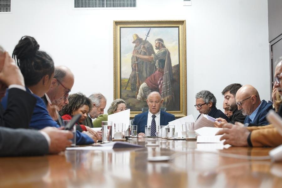 Reuni&atilde;o de l&iacute;deres foi marcada por descontentamento da base