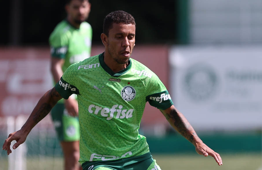 Jogador estava desde 2018 no Palmeiras
