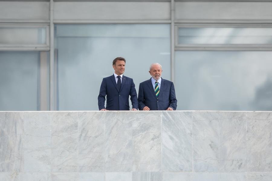 Lula e Macron tamb&eacute;m 'reafirmaram inten&ccedil;&atilde;o de promover maior coopera&ccedil;&atilde;o entre os pa&iacute;ses desenvolvidos