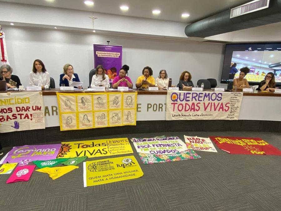 Comiss&atilde;o Externa sobre os Feminic&iacute;dios no Rio Grande do Sul faz audi&ecirc;ncia p&uacute;blica em Porto Alegre