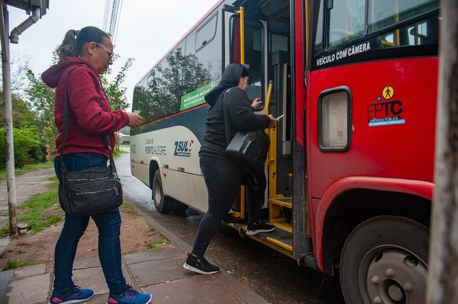 Linhas de lota&ccedil;&otilde;es da empresa Inova Sul Transporte Seletivo, na zona sul de Porto Alegre