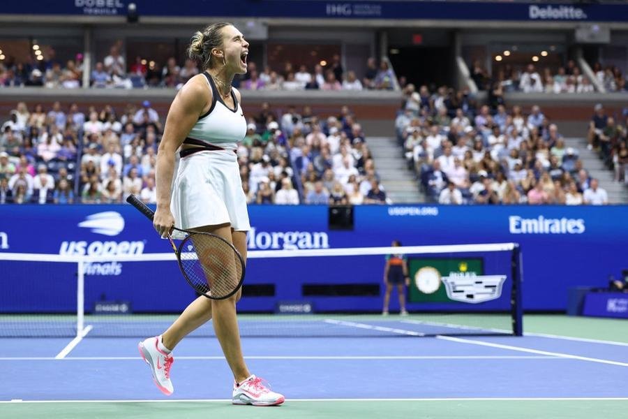 Sabalenka vibra ao conquistar ponto do t&iacute;tulo