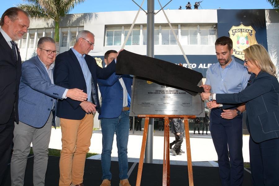 Governador Eduardo Leite inaugurou oficialmente a nova Cadeia P&uacute;blica de Porto Alegre | Foto: Ricardo Giusti