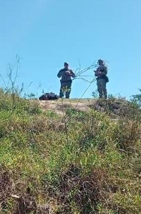 A dupla foi encontrada em &aacute;rea de mata ao p&eacute; do Morro dos Macacos, na comunidade conhecida como Rocinha