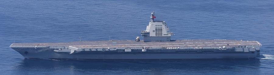 China atravessou estreito com seu novo porta-avi&otilde;es, o Fujian