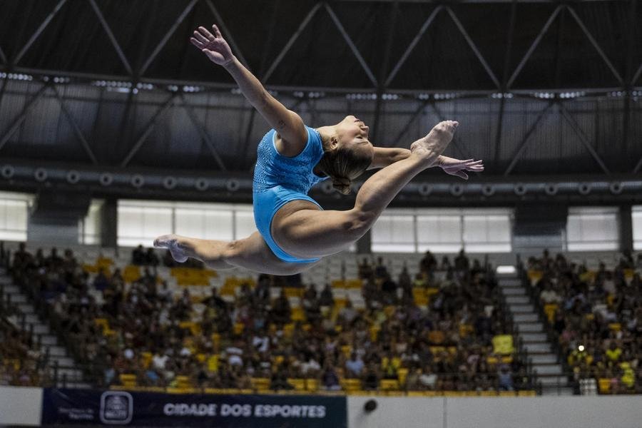 Fl&aacute;via Saraiva &eacute; destaque do Brasil na Etapa da Hungria da Copa do Mundo de Gin&aacute;stica Art&iacute;stica