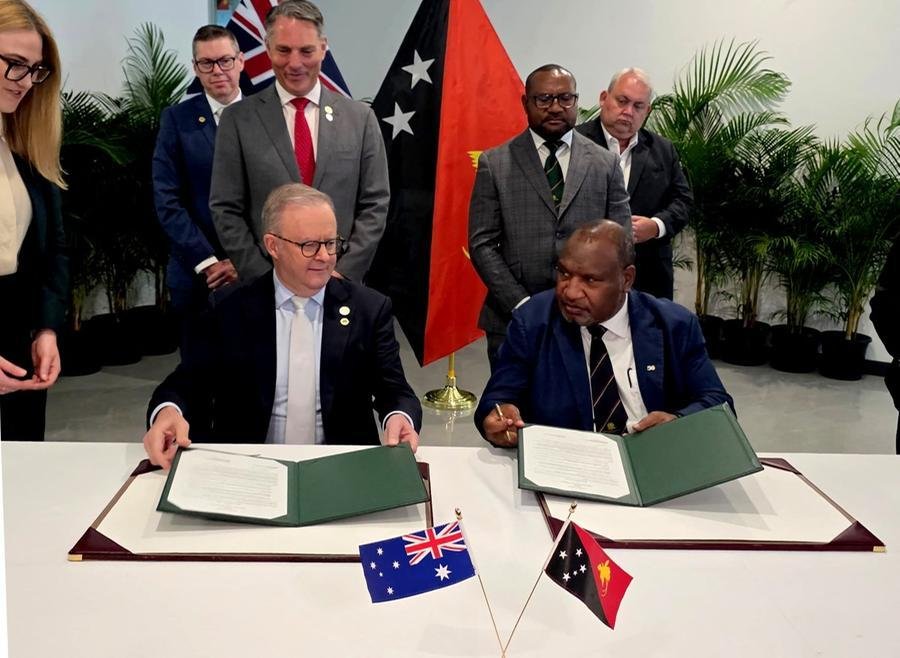 Acordo compromete os dois pa&iacute;ses com a defesa m&uacute;tua contra ataques armados