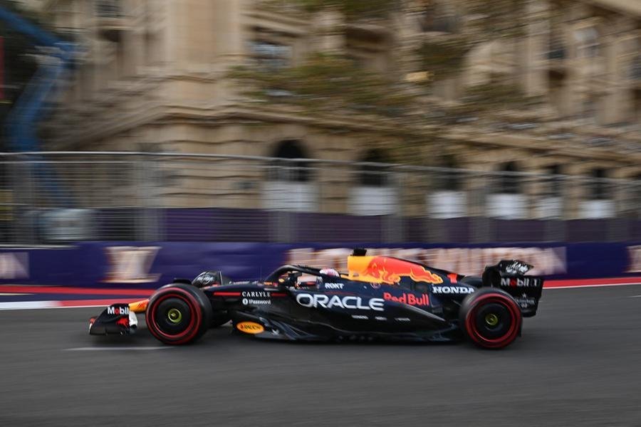 Max Verstappen (Red Bull) conquistou a pole position do Grande Pr&ecirc;mio do Azerbaij&atilde;o