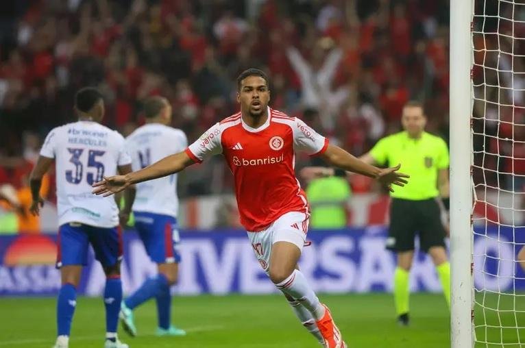 Ricardo Prado j&aacute; desperta o interesse de clubes europeus