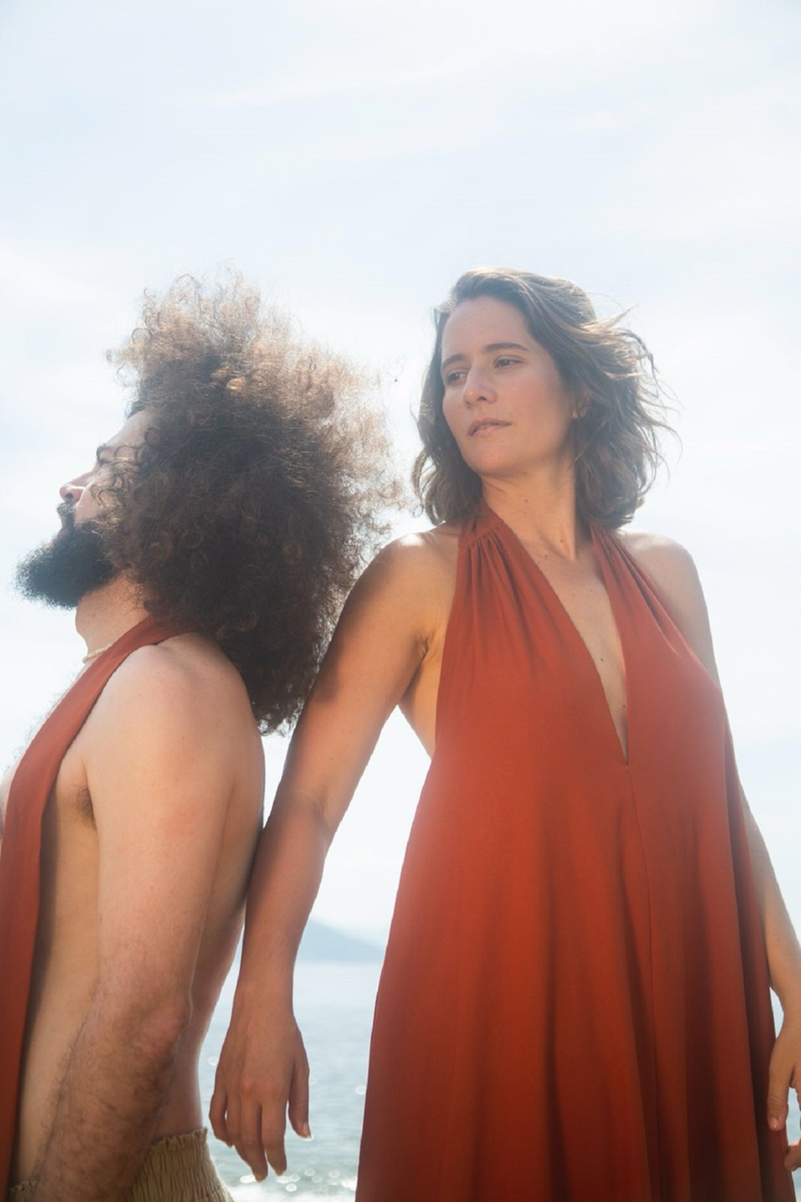 O pianista e compositor paulista Breno Ruiz se une &agrave; cantora carioca Alice Passos para show especial no Centro Cultural 25 de Julho, no dia 3 de outubro, &agrave;s 20h