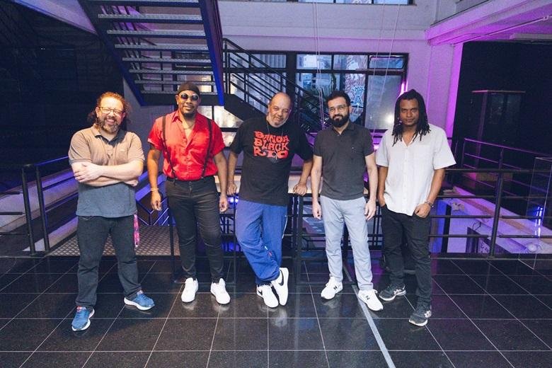 Banda Black Rio se apresenta em Porto Alegre