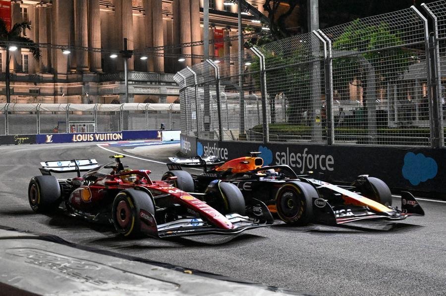 Holand&ecirc;s achou acerto na Red Bull, enquanto Ferrari se perdeu